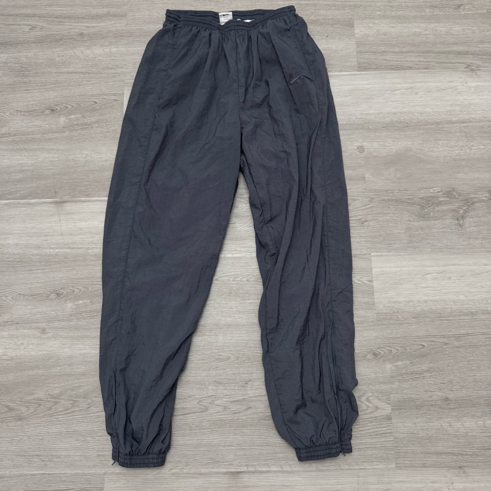 Vintage 90s Nike White Tag Lined Nylon Ankle Zip Joggers Sweatpants Grey